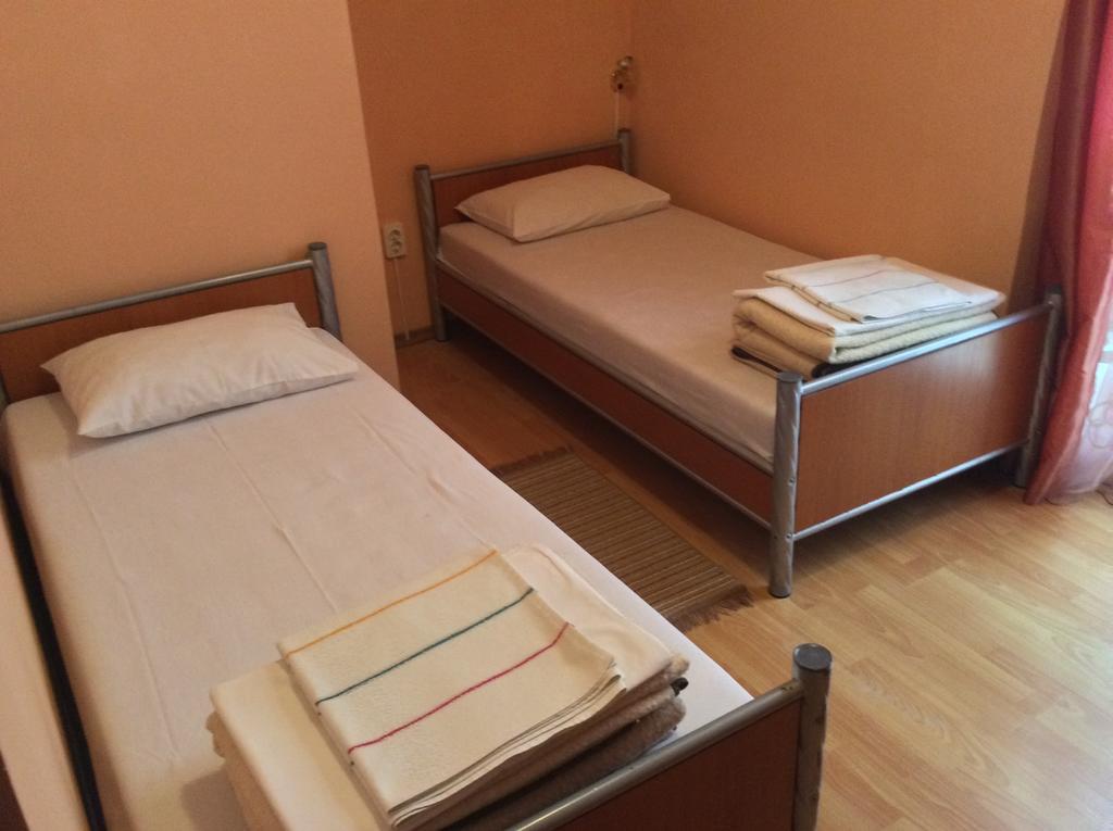 National Hotel Ruse Pokoj fotografie
