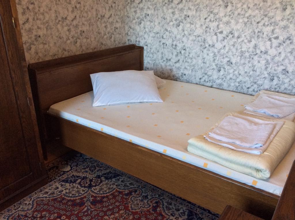 National Hotel Ruse Pokoj fotografie